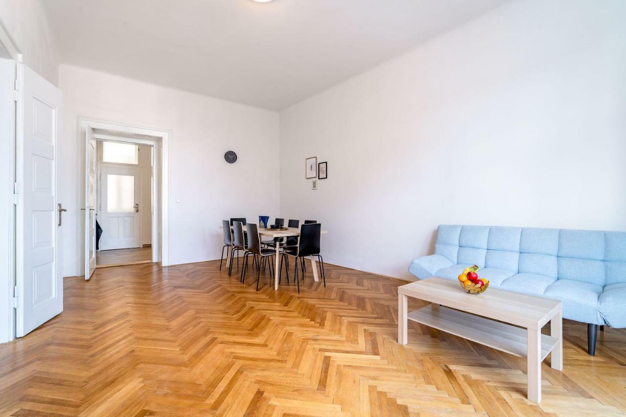 Avantguard Apartments براغ المظهر الخارجي الصورة