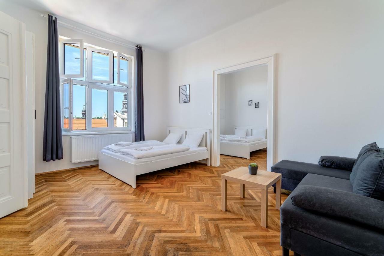 Avantguard Apartments براغ المظهر الخارجي الصورة